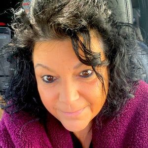 Meet your Posher, Carol